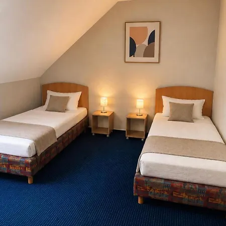 Km Hotel